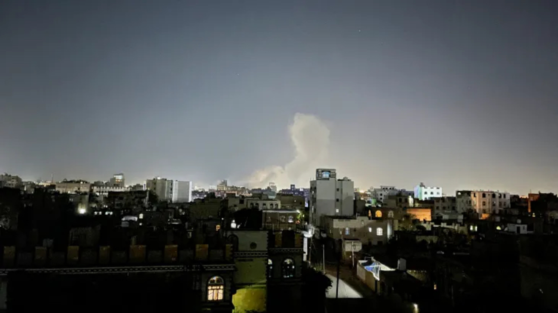 Israeli airstrikes rock Yemen after Tel Aviv airport attack | Military
