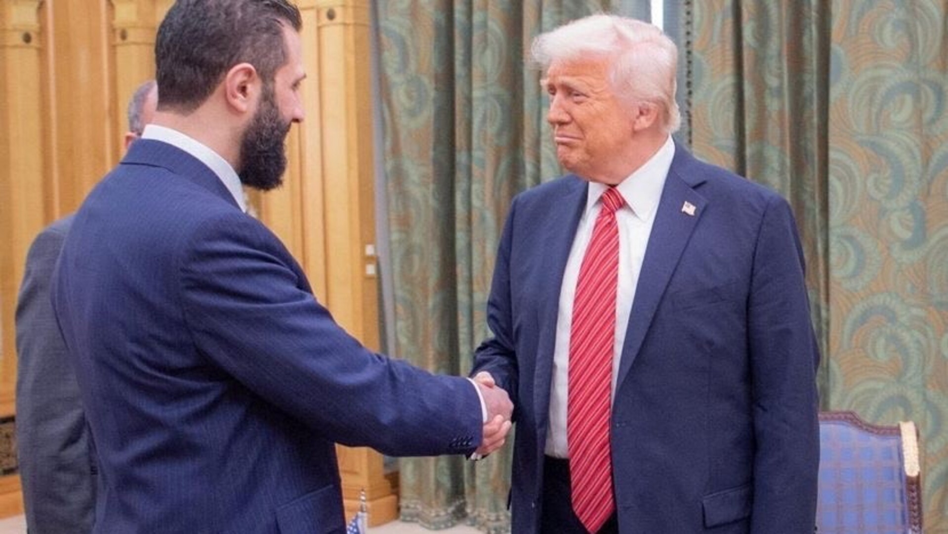 Trump meets Syria’s new leader Ahmed al-Sharaa | Syria's War