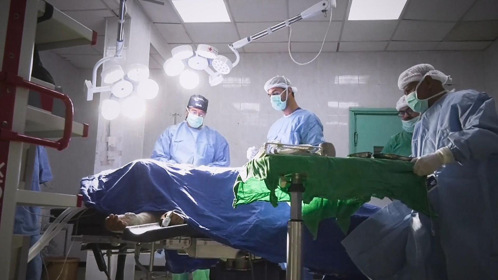 Amputations, badly burned bomb victims and lack of medicine: British surgeons on life in Gaza | World News