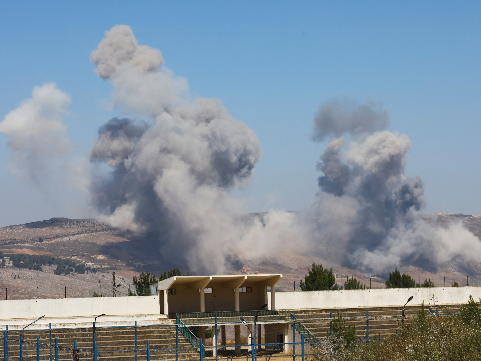 At least one killed as Israeli strikes pummel southern Lebanon | Armed Groups News