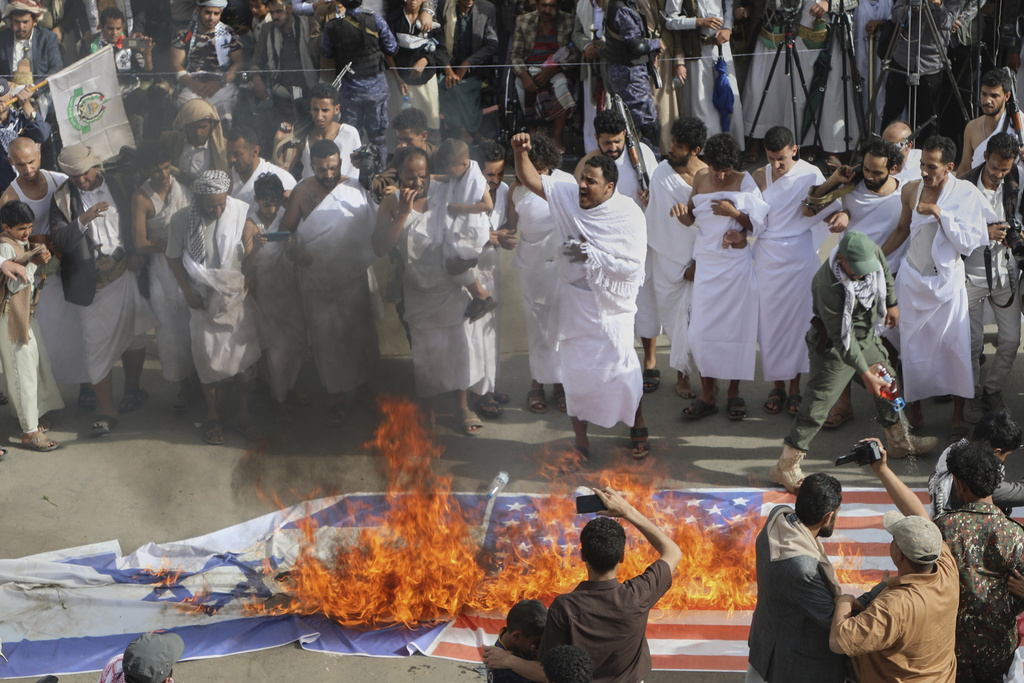 Iran Fires Missiles at US Bases in Qatar and Iraq