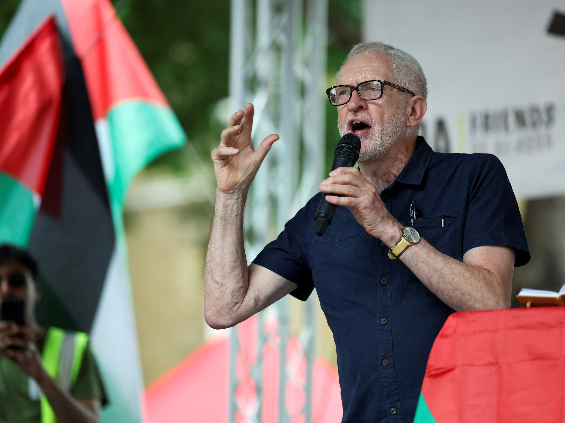 Corbyn, Sultana to form UK party: Flash in the pan or a ‘real alternative’? | Politics News
