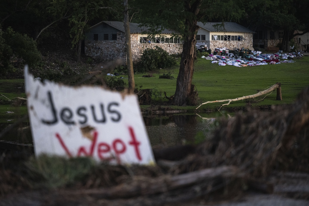 Friend of Camp Mystic Director Honors Flood Hero's Ultimate Sacrifice: 'Just Who He Was'