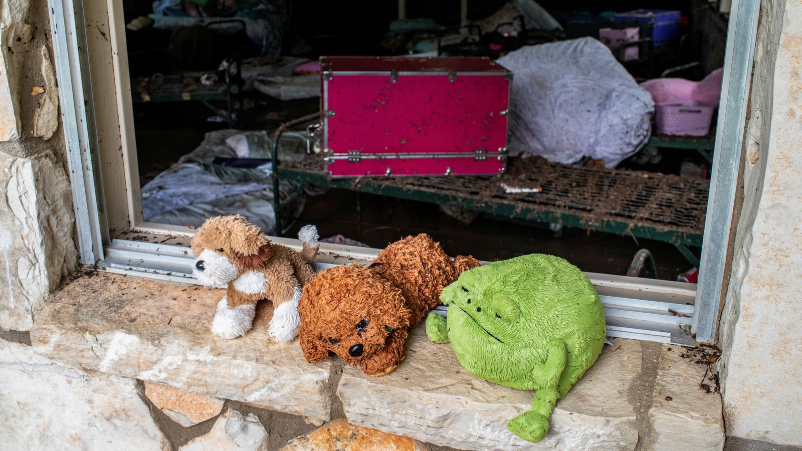 Generations of Texas elite in mourning over Camp Mystic tragedy | US News