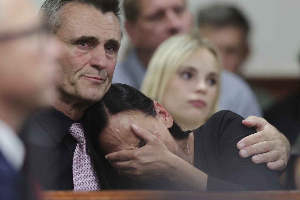 Murder Victim's Mom Forgives Killer in Court, Pleads With Him to Accept Jesus: 'I Pray For You'