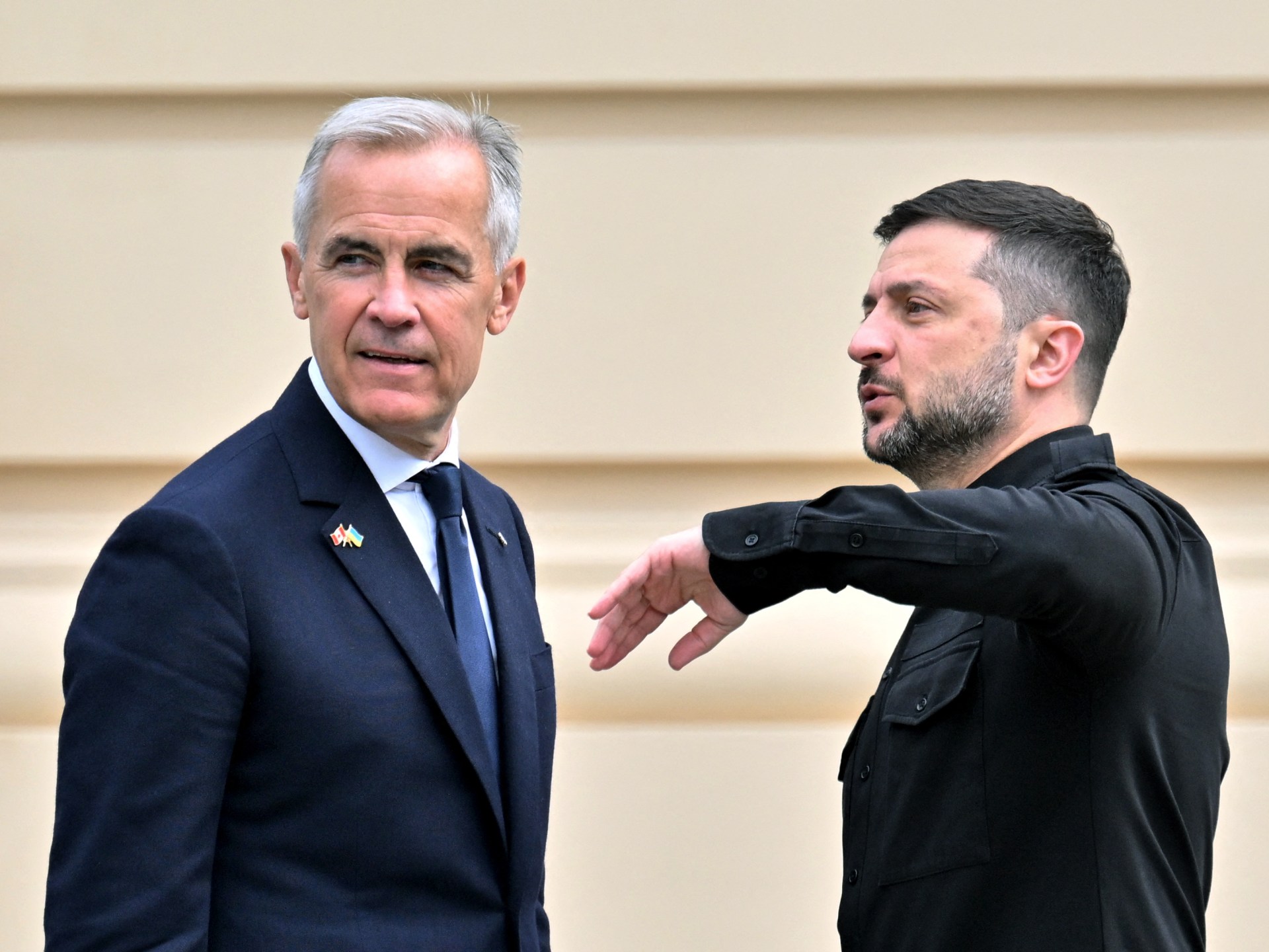 Canada’s Carney meets Zelenskyy, backs security guarantees for Ukraine | Russia-Ukraine war News
