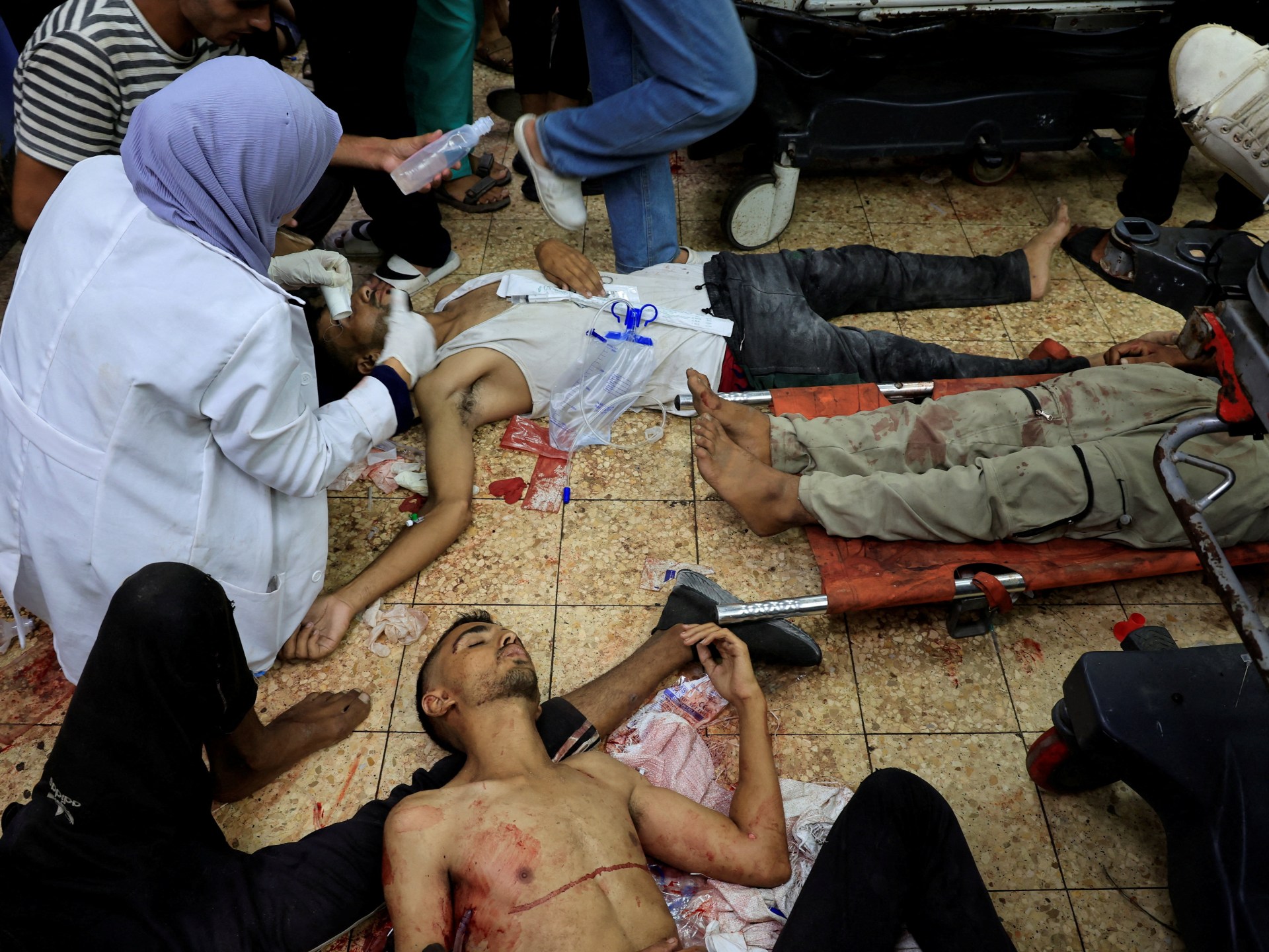 Gaza doctor describes ‘daily patterns’ in Israeli maiming at GHF sites | Israel-Palestine conflict News