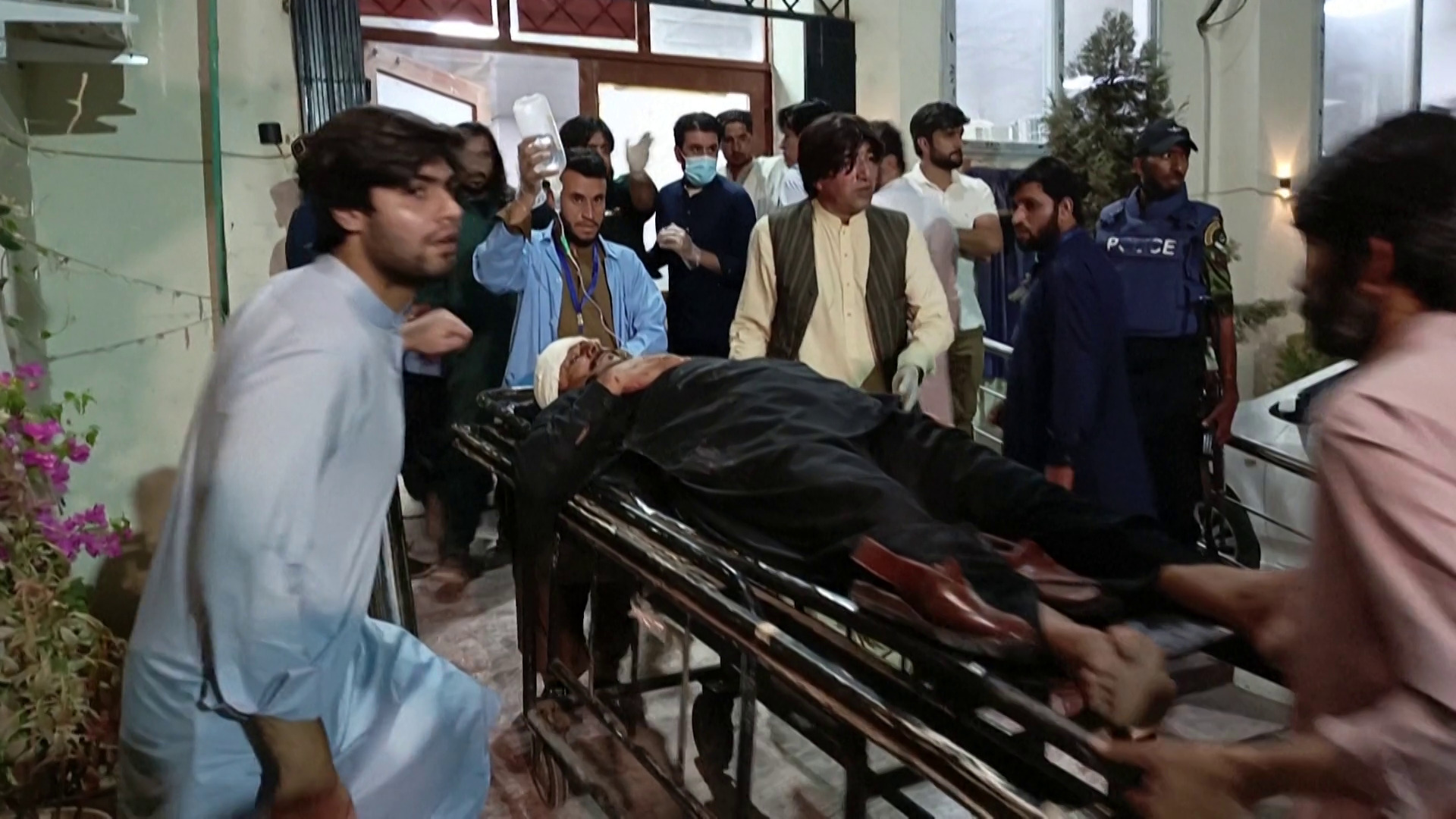 Suspected suicide bomber kills 11 at Pakistan political rally