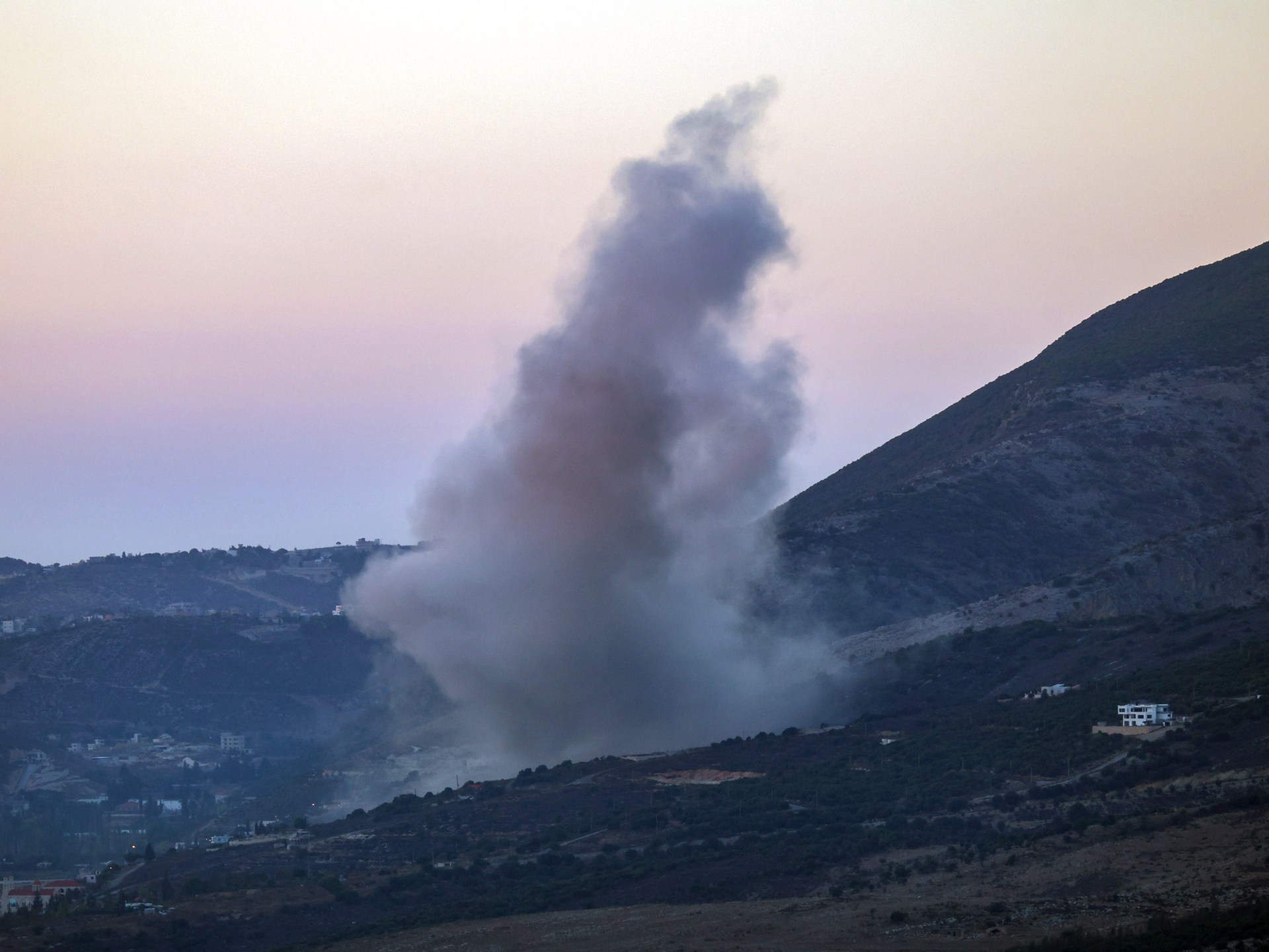 Israeli strikes kill four in new Lebanon ceasefire breach | Hezbollah News