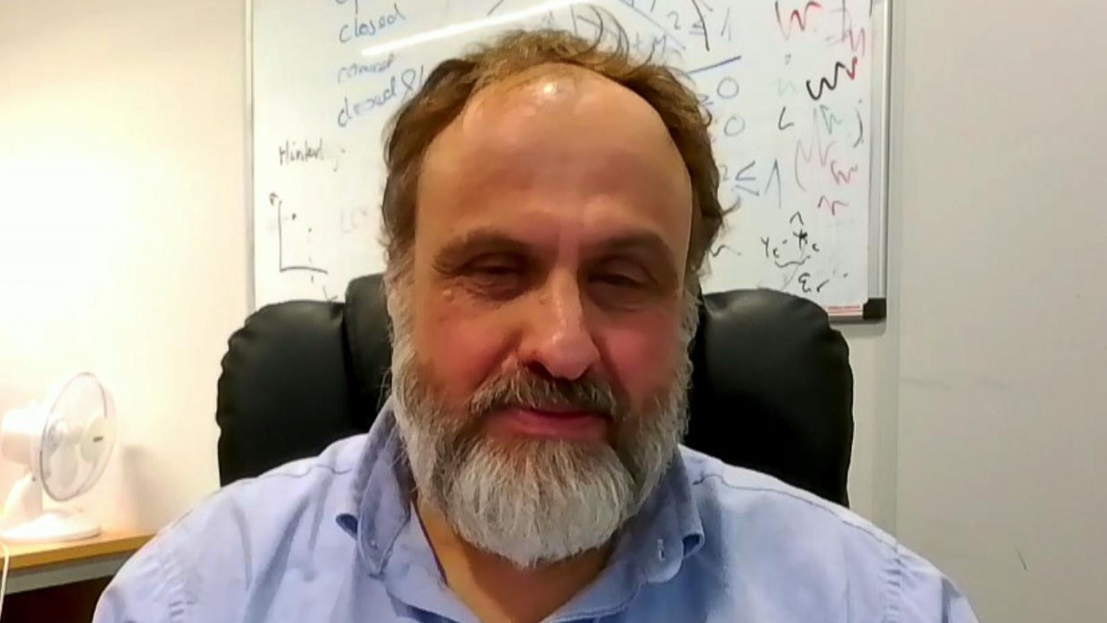 Professor labelled war criminal and threatened with beheading by pro-Palestinian protesters during lecture at London university | UK News