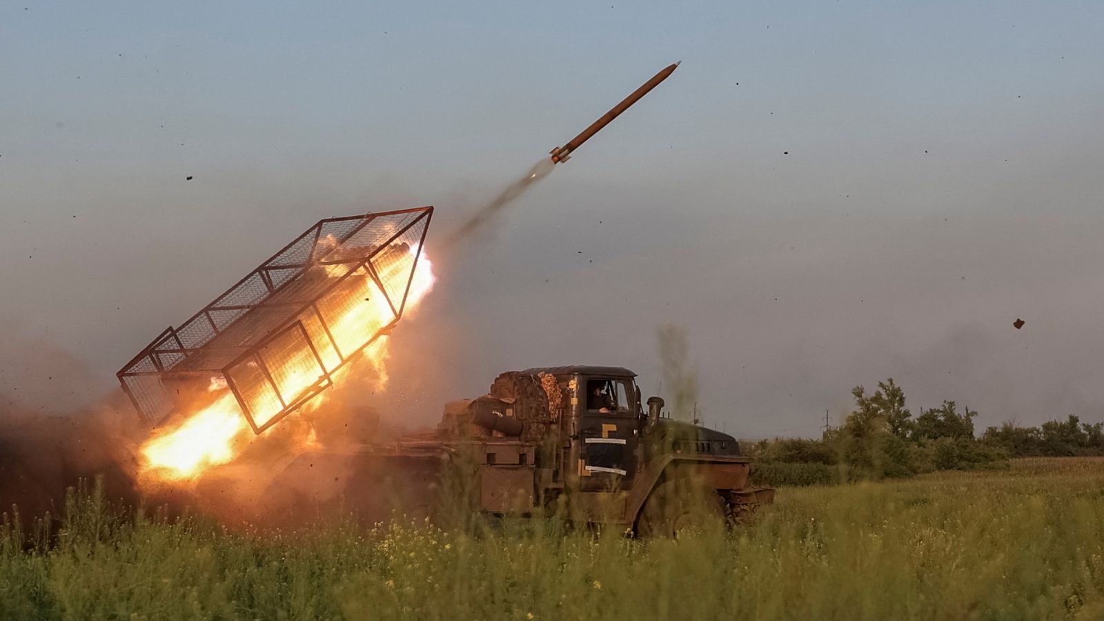 Ukrainian troops 'start surrendering' in key city but Kyiv says situation 'dynamic' | World News